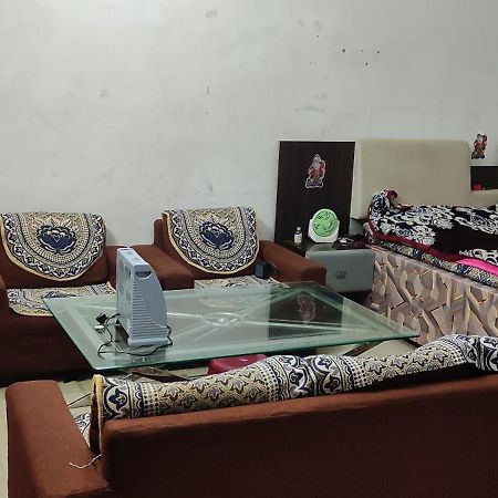 Kumar House Hotel Prayagraj Ngoại thất bức ảnh
