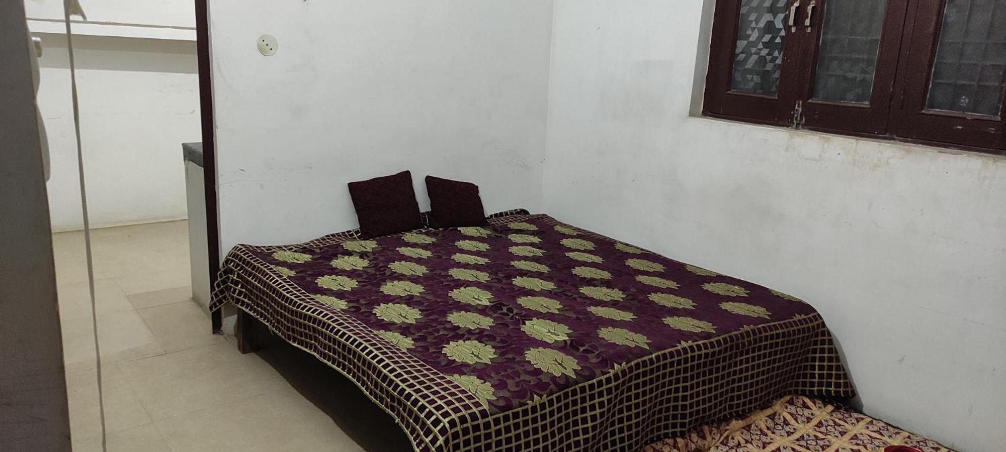 Kumar House Hotel Prayagraj Ngoại thất bức ảnh